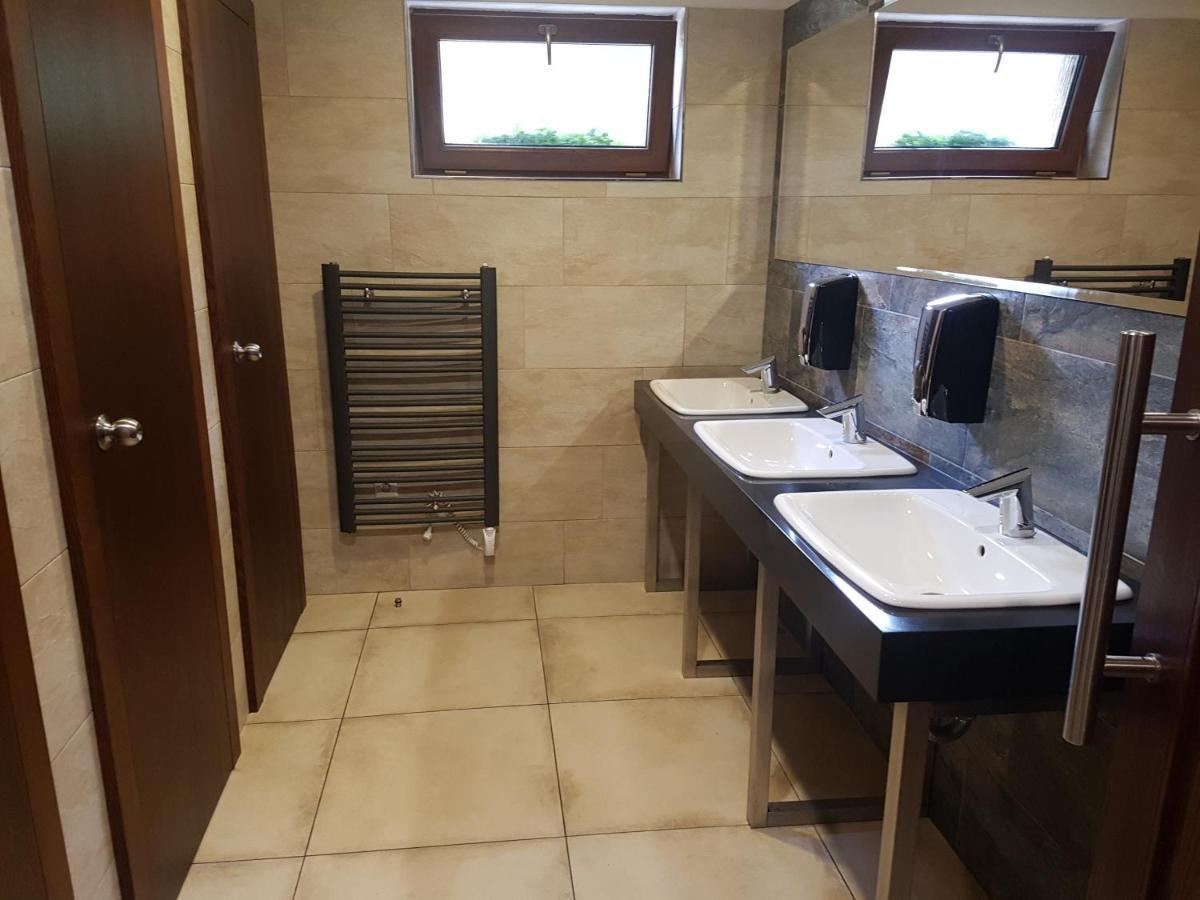 Apartman Centrum V Sukromi Restauracia U Jakuba Martin Bagian luar foto